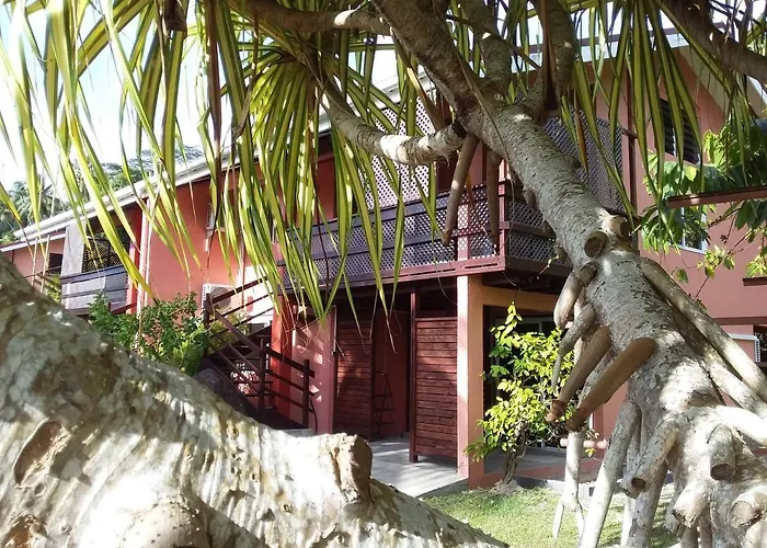 Bora Bora Holiday'S Lodge